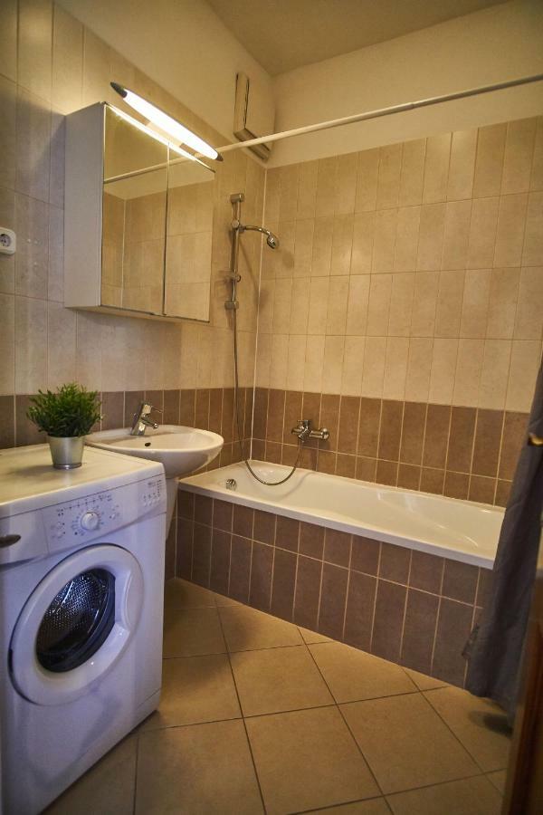 G1 Apartment - Budapest Exteriör bild